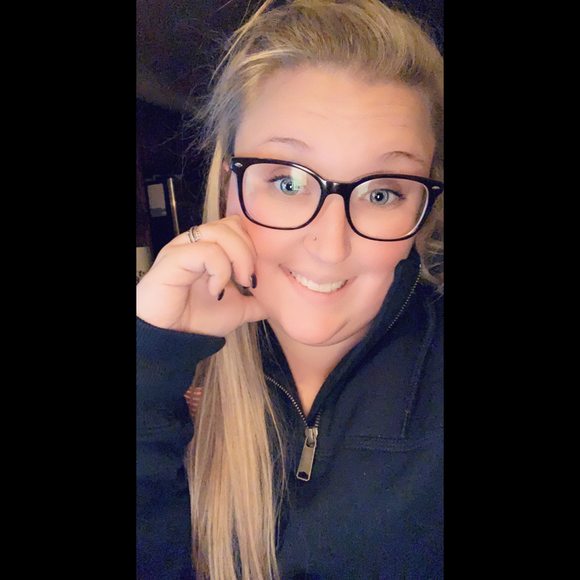 nikkiii94